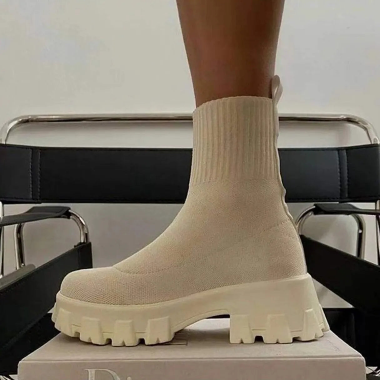 2023 Autumn Winter Couple Shoes Women Thick-Soled