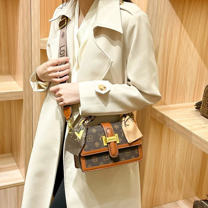 Brand women's handbag 2025 new autumn and winter designer shoulder crossbody bag fashionable and high-end small square bag